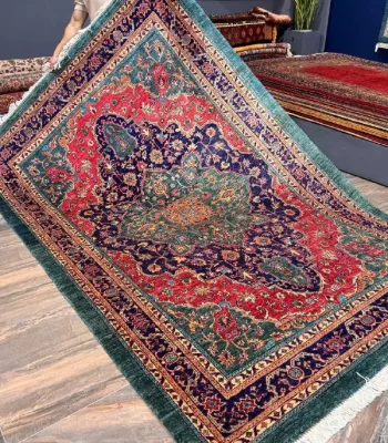 فرش دستریس ۶ متری سبز
