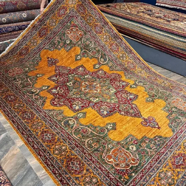 فرش هریس ۹ متری طلایی