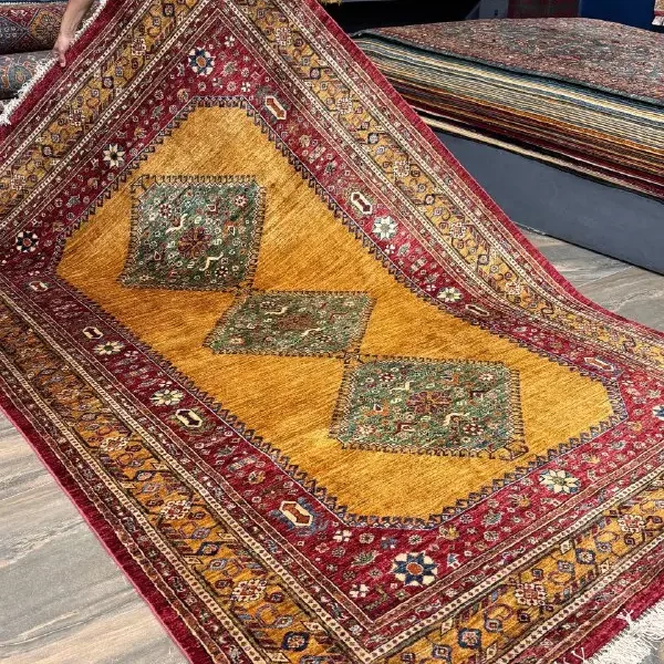 فرش قشقایی سه ترنج