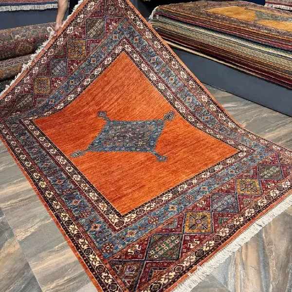 فرش تک ترنج قشقایی نارنجی