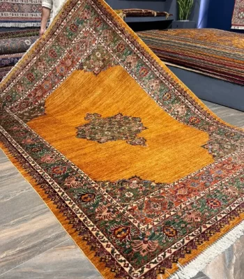 فرش ترنج درباری طلایی