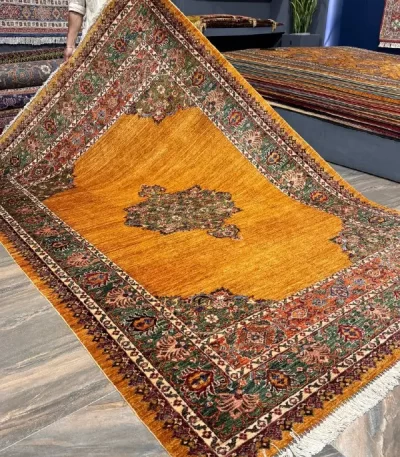 فرش ترنج درباری طلایی