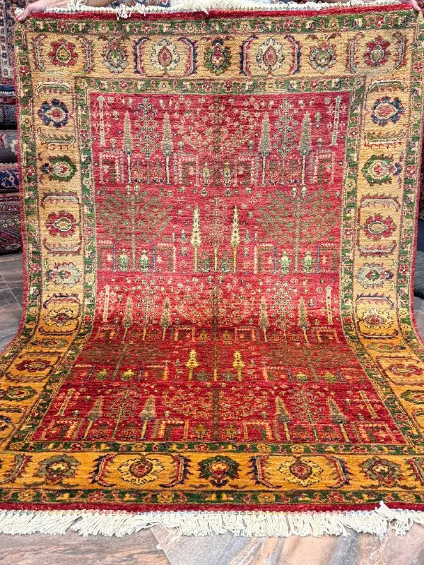 c53c4620-6aa7-4eba-add7-0f0a65ffc743 فرش ۳ متری دستباف طرح درختی لاکی